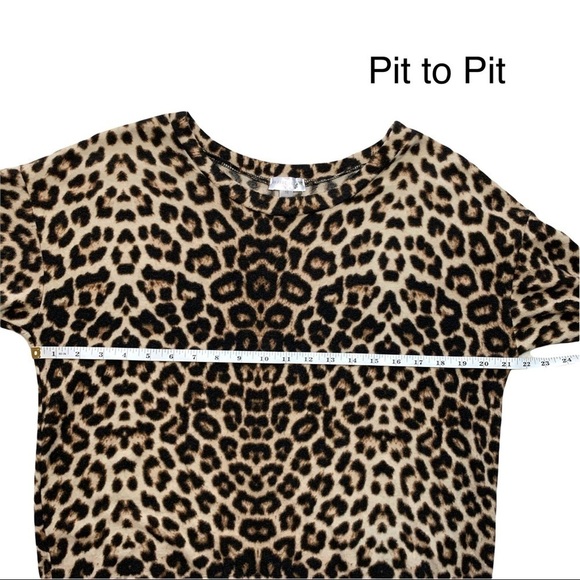 Orange Kiss Pullover Leopard Cheetah Long Sleeve Cozy Sweater Size Medium - Picture 10 of 14